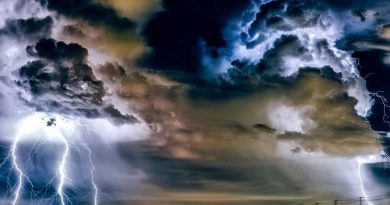 Κακοκαιρία στην Αττική: Δρόμοι «ποτάμια», προβλήματα στην κυκλοφορία