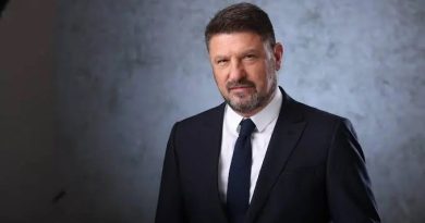 Νίκος Χαρδαλιάς: «Το “Attiki On” κινείται σε χρόνο-ρεκόρ – Ξεκινά άμεσα η υλοποίηση εκατοντάδων επενδύσεων μικρών επιχειρήσεων στην Αττική» Νίκος Χαρδαλιάς: «Το “Attiki On” κινείται σε χρόνο-ρεκόρ – Ξεκινά άμεσα η υλοποίηση εκατοντάδων επενδύσεων μικρών επιχειρήσεων στην Αττική»